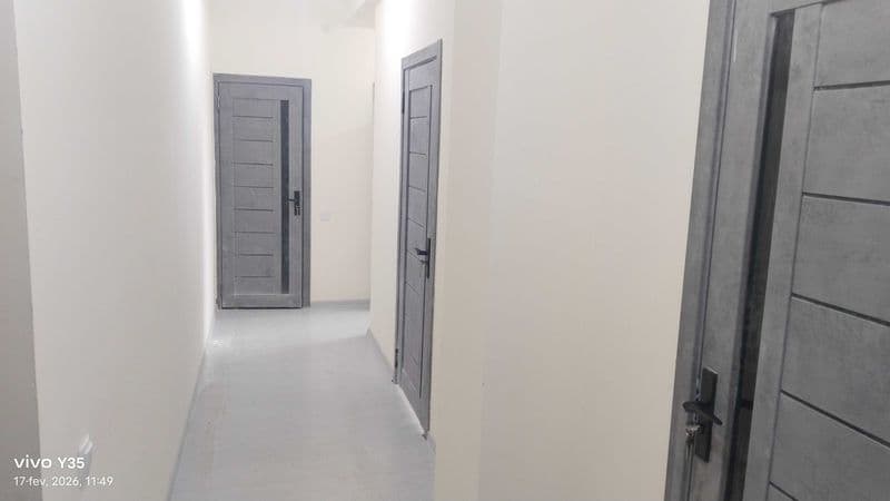 Sergile "Yangi Hayot" tumanida nova stroyka 2xonal kvartira 