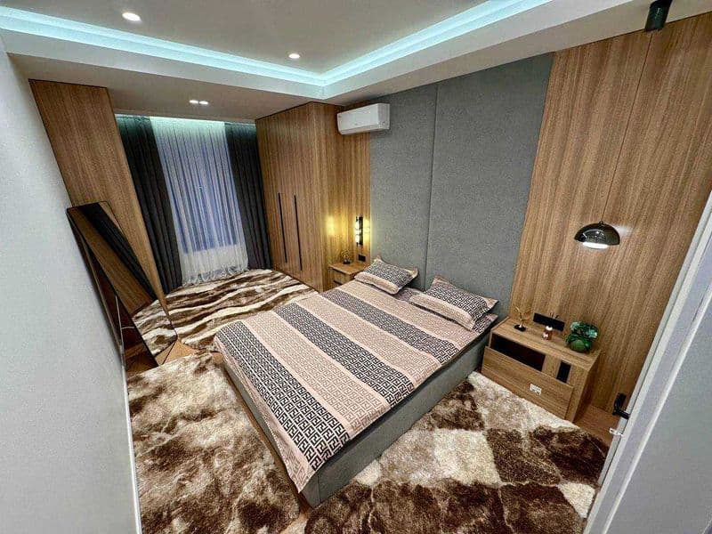 Сдаётся квартира с красивым ремонтом<br />
<br />
• Район: Ю — фото 2