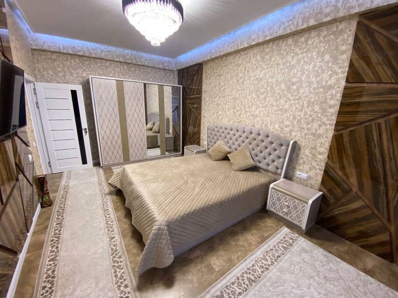 Яккасарайский район Ул. Абдулла Каххара. Ориентир: BMW, Ista — фото 2