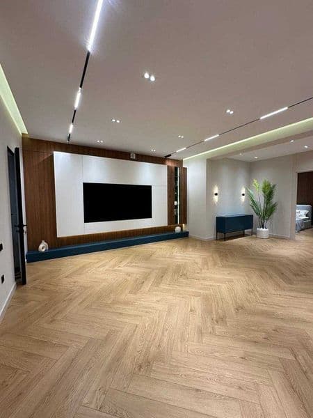 • Район: Мирабадский<br />
• Габус<br />
• Комнат: 4<br />
• — фото 3