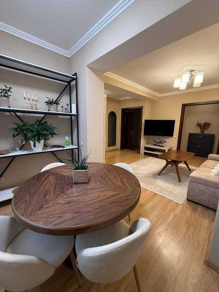 • Район: Мирза Улугбек<br />
• Адрес: ЖК "Golden House"<br /