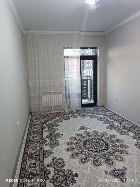 Учтепа туманида урикзор бозор ёнида курулган 2 хонали уйни я