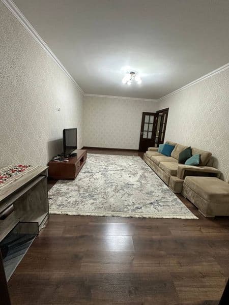 Дархан (Детский Сад «Интелект»)<br />
2/1/5=800$<br />
Торг 