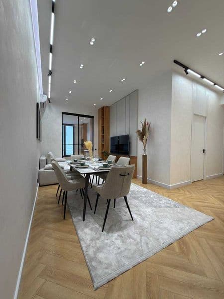 Мирабадский район , прям круг ул айбека на против гостиница  — фото 2