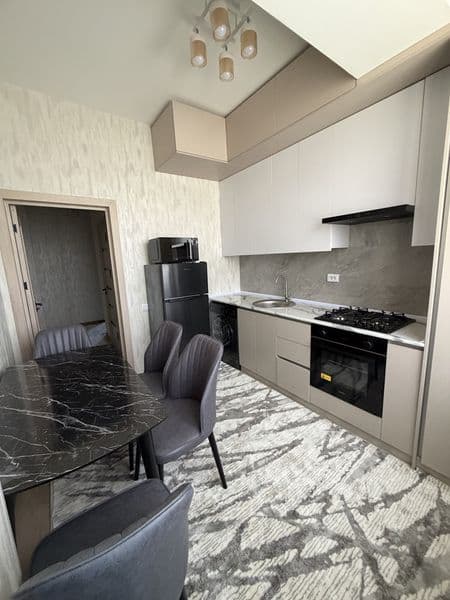 Срочно сдам квартиру сергели <br />
Машинный базар на против