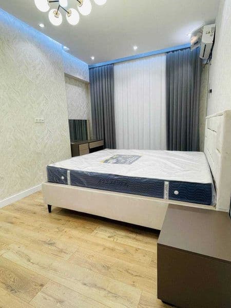 Аренда<br />
Цена: 1350$<br />
Новостройка<br />
Адрес: Мирз — фото 5