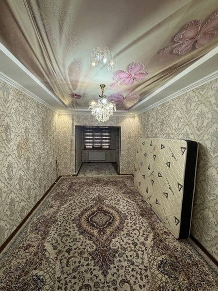 Квартира 4 хонали алохида ичида 4та Кондиционер  бор каттаро