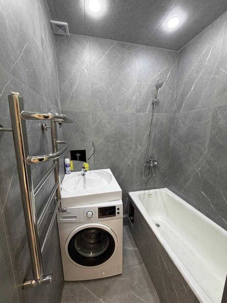 Texnikalar bor<br />
Mebel va pardalar qiberiladi<br />
Stoy — фото 4