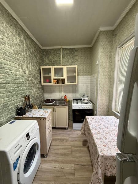 Сдается однакомнатная квартира куйлюк 5 массив <br />
Мебели