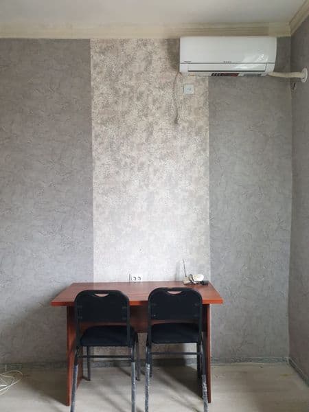 Квартира однокомнатная на 2м этаже.<br />
Находиться в удобн — фото 3