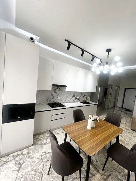 Mirzo Ulugʻbek Buyuk Ipak yoli 2 xona yevrolyuks Novostroyka