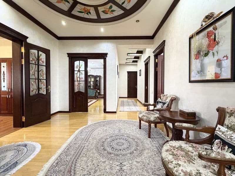 Сдается в аренду <br />
4 комнатная квартира в Миробадском р