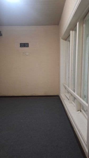 Сдаю в Аренду 2х ком.кв. НА 25 квартале Чиланзара. 3 этаж ба