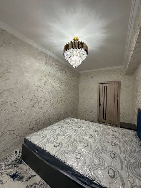 Этаж: 3 из 9<br />
Площадь: 32 м²<br />
Квартира просторная 