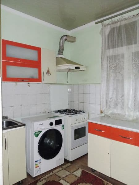 Сдаётся 2х комнатная квартира,2 балкона 2*3, на долгий срок,