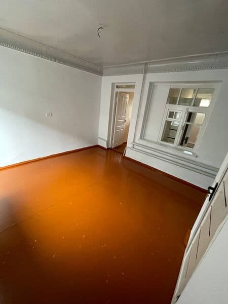 Хонабод сергели <br />
2 ком пад ключ <br />
Халадильник  ст