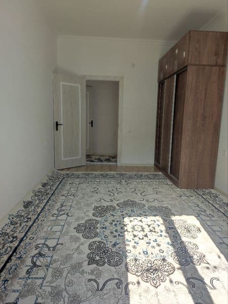 Choshtepa metroga yaqin joyda  novostroyka kvartirada qizlar — фото 2