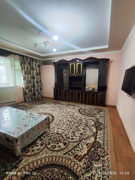 Chilonzor 24 vatan kinoteatri yonida 2 xona katta kvadratli 