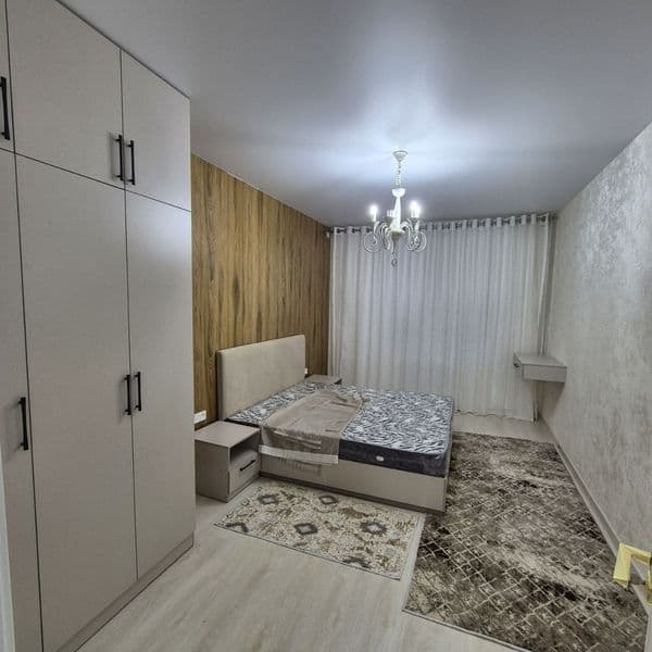 Срочно сдаю 3-х комнатную квартиру.Для семейной пары с детьм