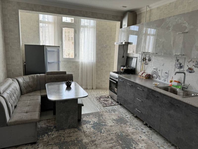 Qora tosh Inbazari oldida <br />
2 xona uy ijaraga uzoq mudd — фото 2