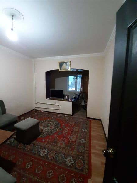 Kvartiraga qiz kerak yakkasaroy aeraport mosti tomonda