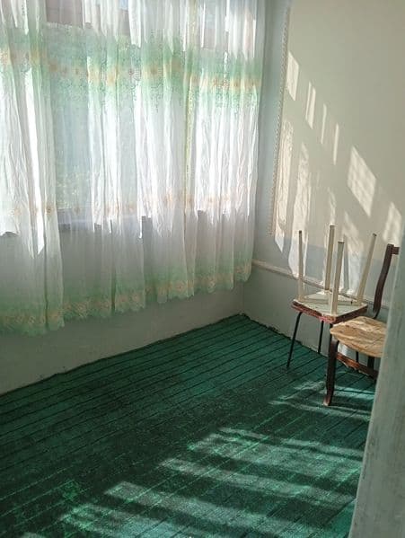 Юнусабад 15 кварталда 1 хона уй ижарага берилади.  Метро до 