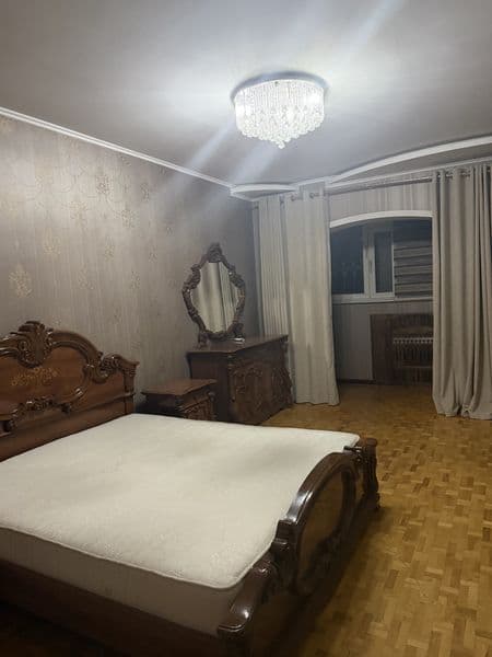 Срочно Сдам вс аренду квартира в центре города на длительный — фото 4