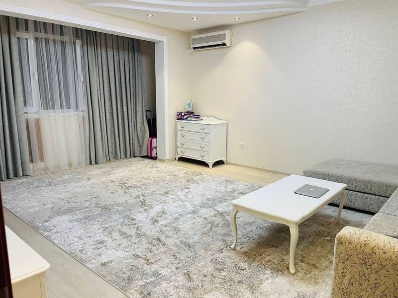 2х комнатная с хорошим ремонтом, мебель, техника, на долгий 