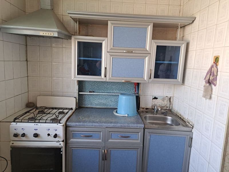 Кадешевада арендага квартира <br />
2 хонали  300$<br />
Хол — фото 4