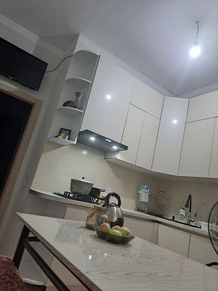 Student qizlarga kvartira do'stlik metro oldida yangi domlar