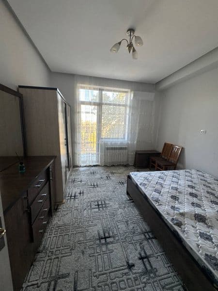 Sputnik 7 da 2 xonalik katta kvadrat uy oilaga ijaraga beram — фото 3