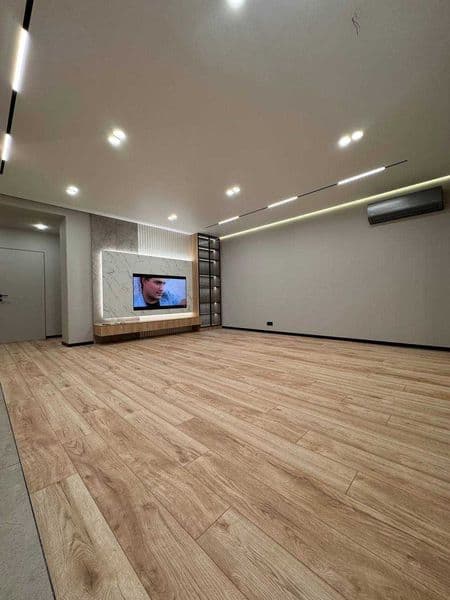 Сдаётся 3х комнатная квартира студийного типа (Ц-1)<br />
<b