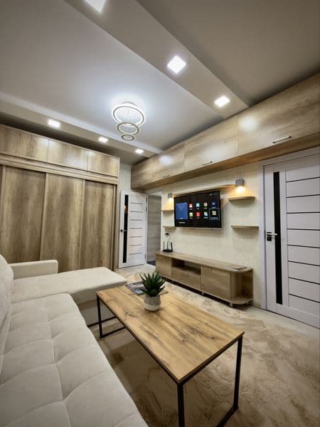 Чиланзар 3 квартал торговый центр 1в2/3/4 панель с/у раздель