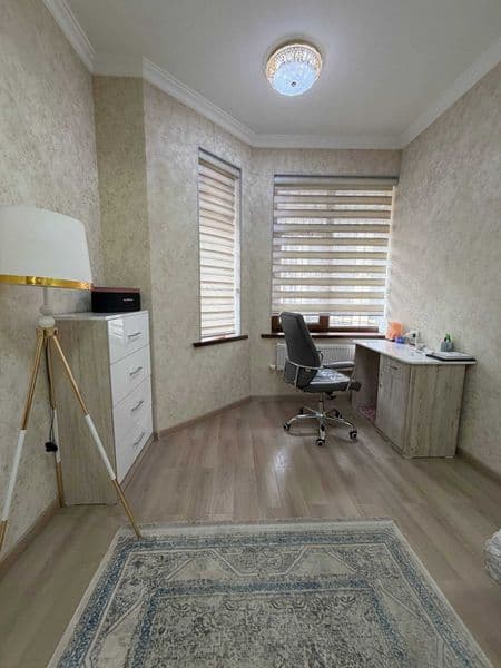 RU: Сдаётся просторная 4-комнатная квартира, идеально для се — фото 3