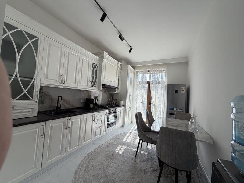 Сдаётся элитная 2-комнатная квартира в Мирзо-Улугбекском рай