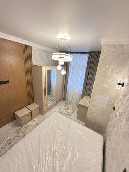 2 хонали квартира ижарага  берилади 400$ га Чоштепа метро як