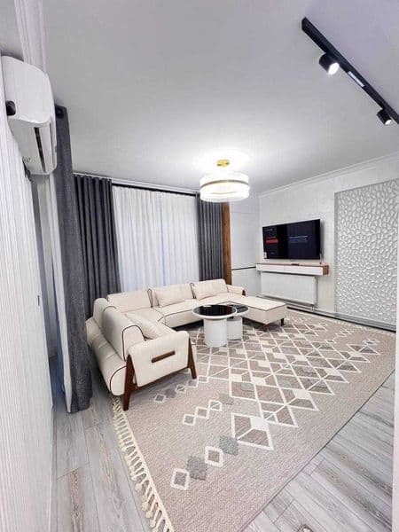 Стильная 2-комнатная квартира с комфортной обстановкой<br />