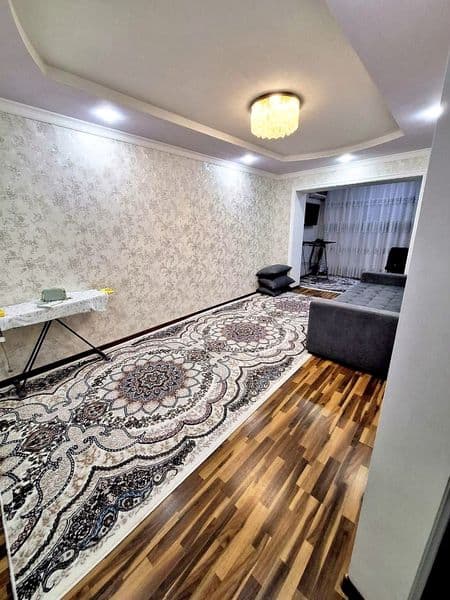 Сдаётся в аренду 2/4/4 <br />
Кафе Рукола, кирпич балкон 2х6