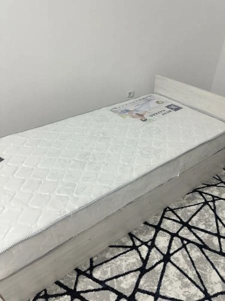 ID <br />
<br />
СТУДЕНТАМ НЕТ!!!<br />
<br />
Сдается упако