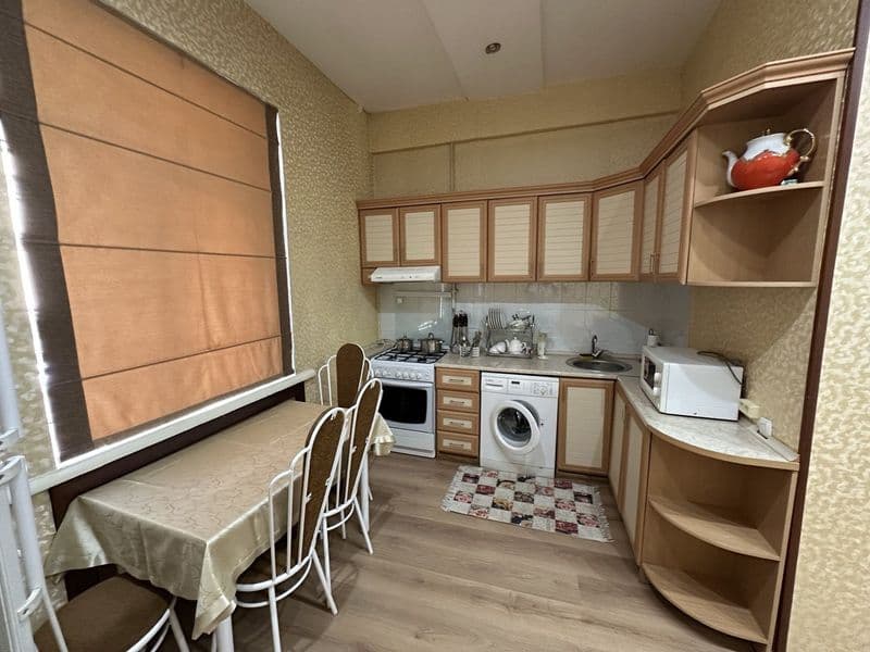 Улица Бобура, в аренду 2 комнатная квартира. Центр города, Я — фото 4