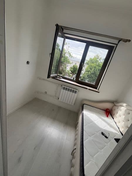 Assalomu aleykum arendaga beriladi bir xonalik  sanuzel ichi