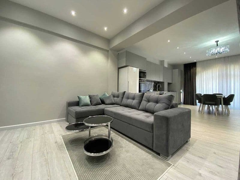 Сдаётся квартира в Новостройке<br />
Ориентир -ул.Нукуская<b