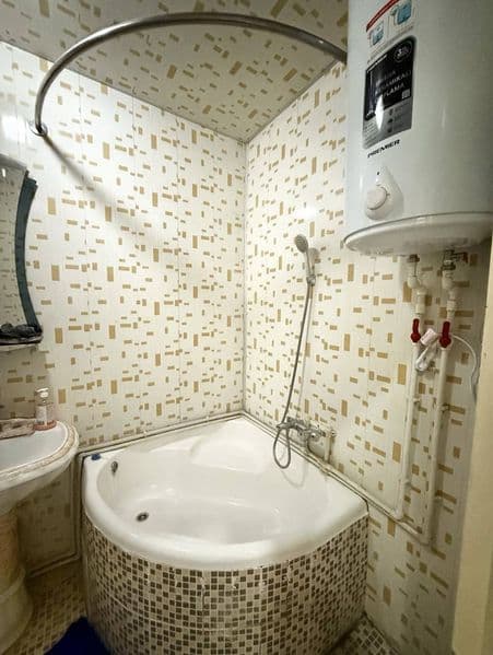 Чиланзарский район, рядом со станцией метро «Чиланзар». 2-ко — фото 4