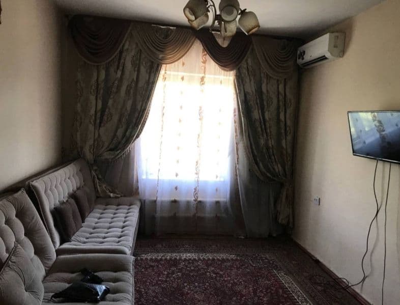 Аренда 1.хонали оилага чорсу коратош берилади расмдаги уй ха