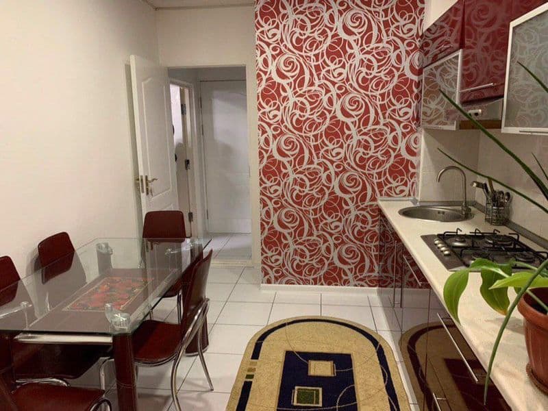 2 х комнатная с евро ремонтом <br />
<br />
Отдельный вход < — фото 2