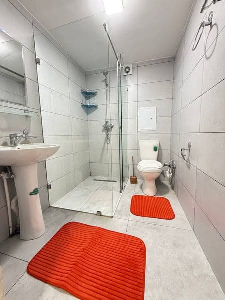 2/6/15 Махтумкули ул. новостройка  ЖК Bech Chinor, <br />
44