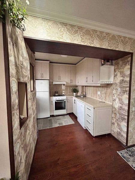 Аренда шикарная 3-комнатная квартира<br />
<br />
Район: Мир — фото 4