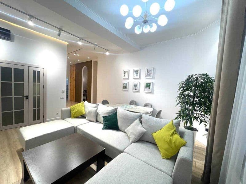 Аренда 3-комнатной квартиры | Darhan Avenue<br />
$1,500 в м — фото 2