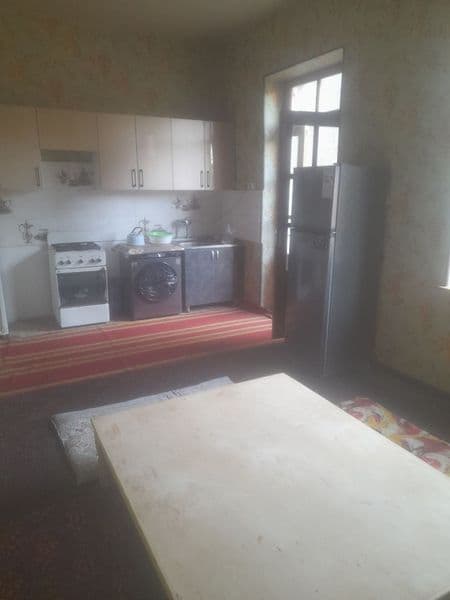 Kvartira Yunusobod zenit orqa tarafi sheriklikka akuratni tu