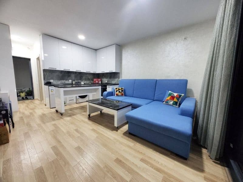 - Район: Яшнобад <br />
- Ориентир: махтумкули 122<br />
-Ко